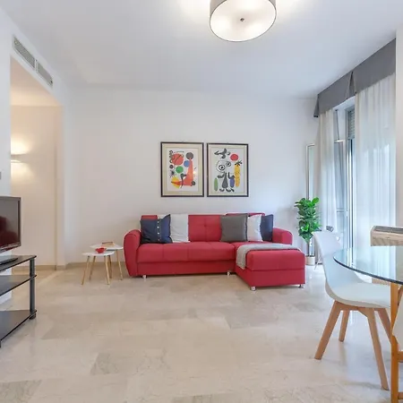 A 5 Min Dalla Stazione X5 Apartment