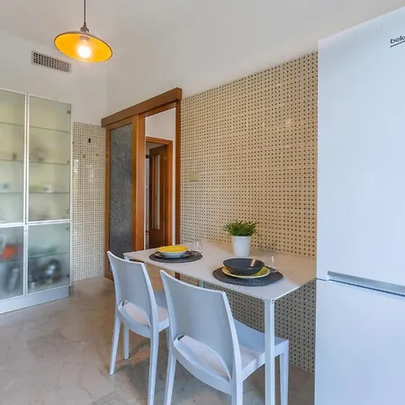 A 5 Min Dalla Stazione X5 * 페라라