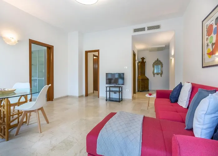 Appartement Guesthost - A 5 Min Dalla Stazione X5 *