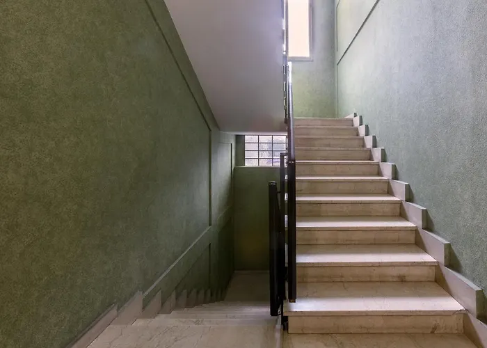 Guesthost - A 5 Min Dalla Stazione X5 Appartement *