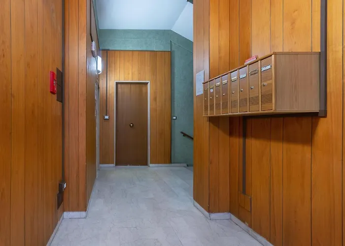 Apartament Guesthost - A 5 Min Dalla Stazione X5 *